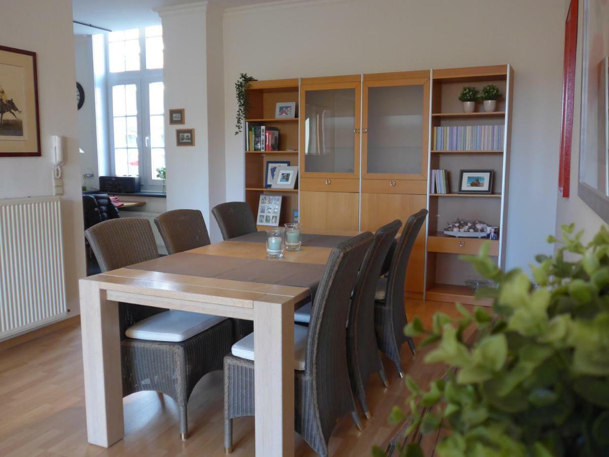 Belarte Framing Shop, Spacious Apartment With Garage In The Heart Of Ieper Bagian luar foto